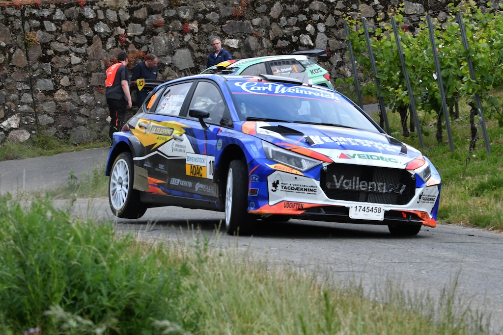 Simon Vallentin og Karsten Isaksen kørte til grænsen af det mulige og sluttede på en flot femteplads i den samlede slutstilling.
(Foto: Morten Dam - autoMOTIV/specialpress)